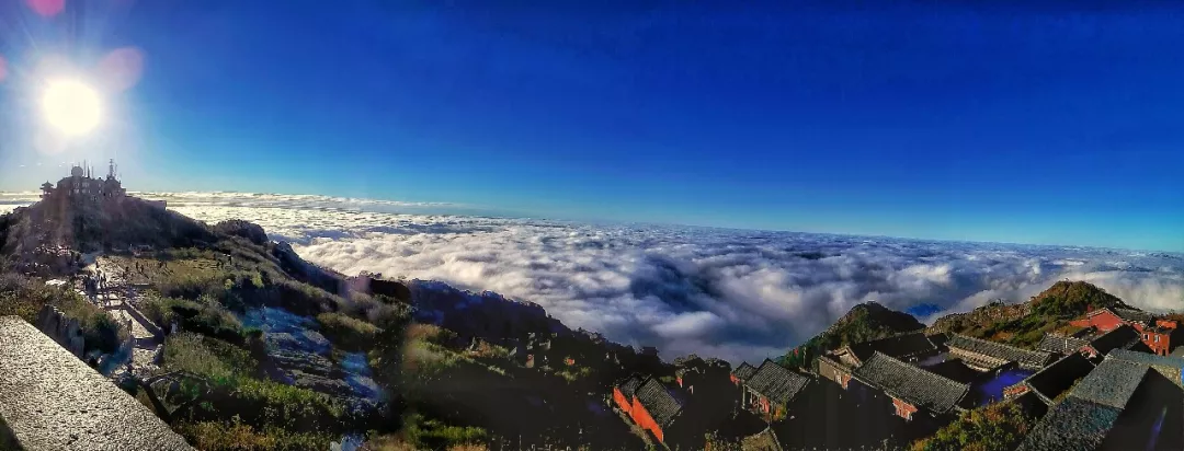 发朋友圈旅游唯美诗句大全(旅游的经典语录)