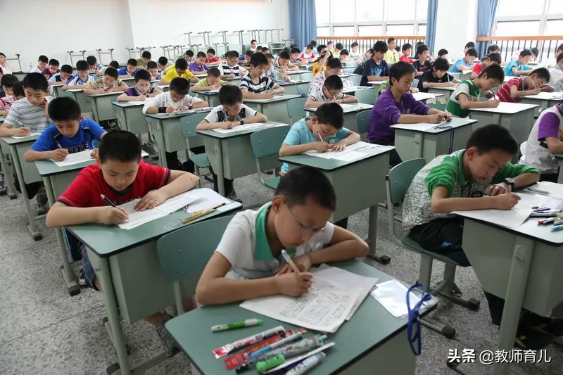 经典文学作品摘抄段落（适合高中生摘抄的美文）-流云流梦